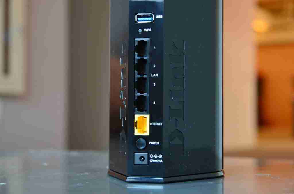 D-Link leaves severe security bugs in home router unpatched