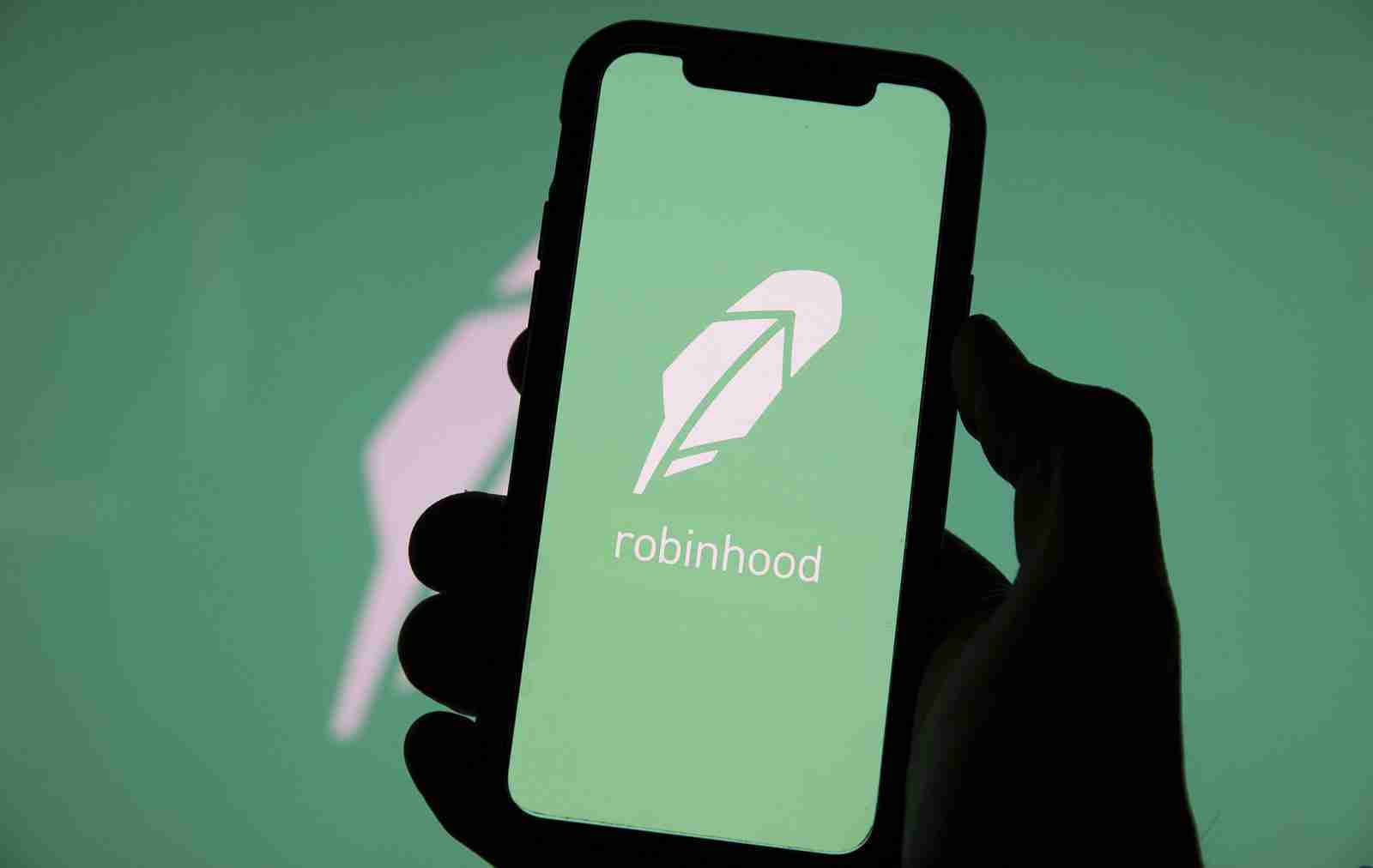 Robinhood Discloses Data Breach Impacting 7 million Customers