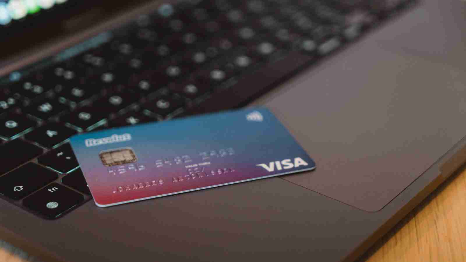 Sites Hacked with Credit Card Stealers Undetected for Months